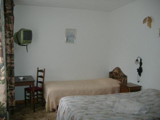 Hostellerie La Sapiniere Vresse-sur-Semois Room photo